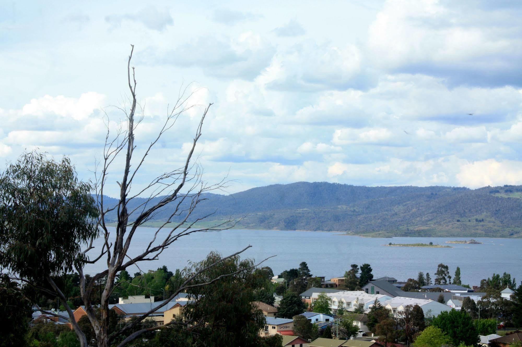 Troldhaugen Lodge - Adults Only Jindabyne Exterior photo