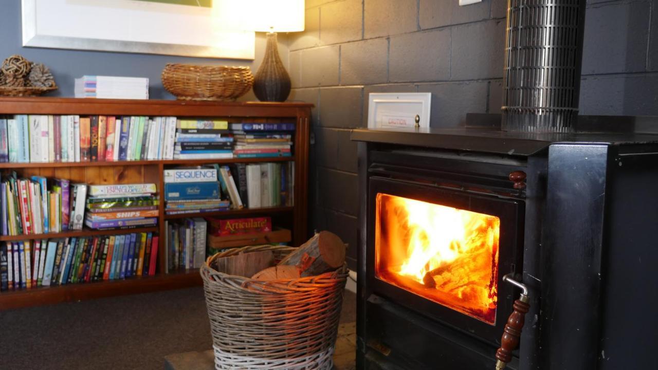 Troldhaugen Lodge - Adults Only Jindabyne Exterior photo